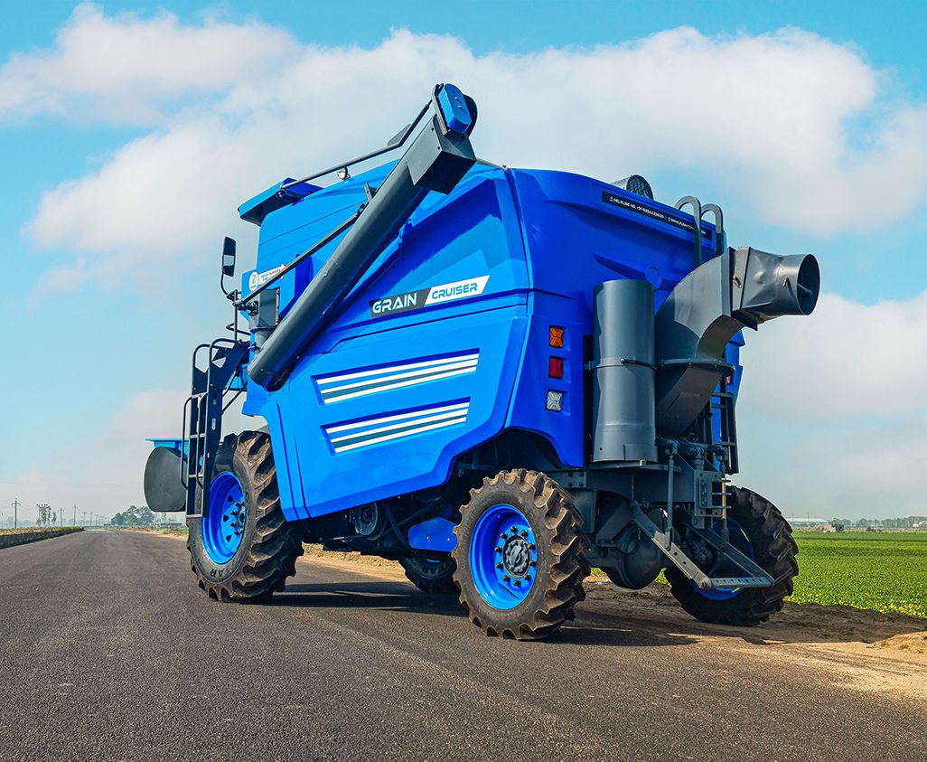 Grain Cruiser combine harvester with all parts visible from the back